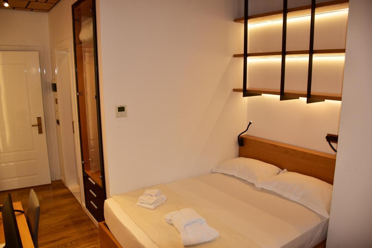 Hotel Ergi'S Durres Ngoại thất bức ảnh