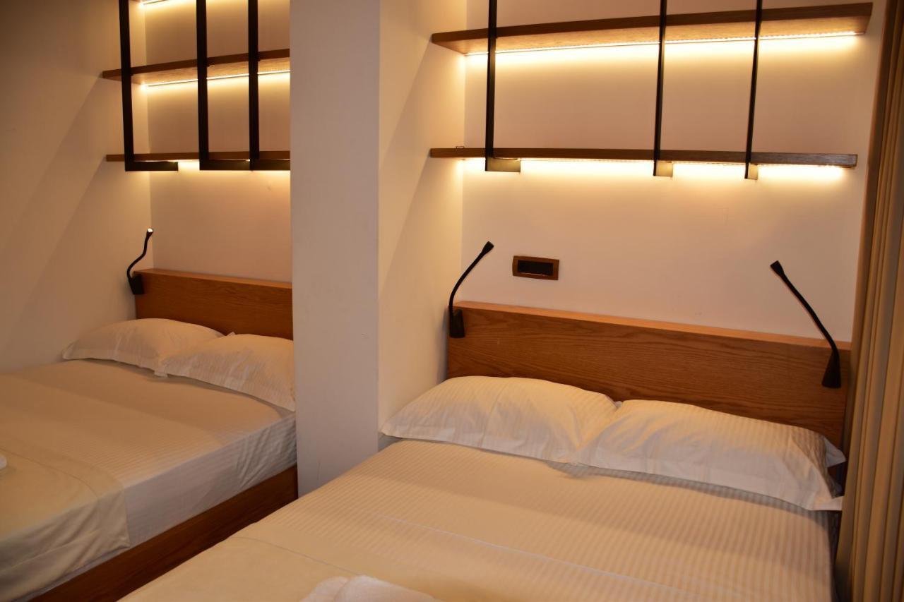 Hotel Ergi'S Durres Ngoại thất bức ảnh